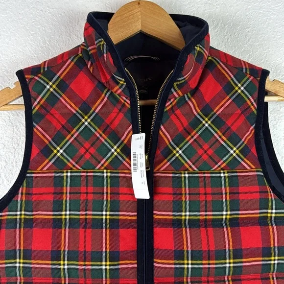 New nwt J.Crew Tartan Plaid Mountain Puffer Vest small - Picture 3 of 13